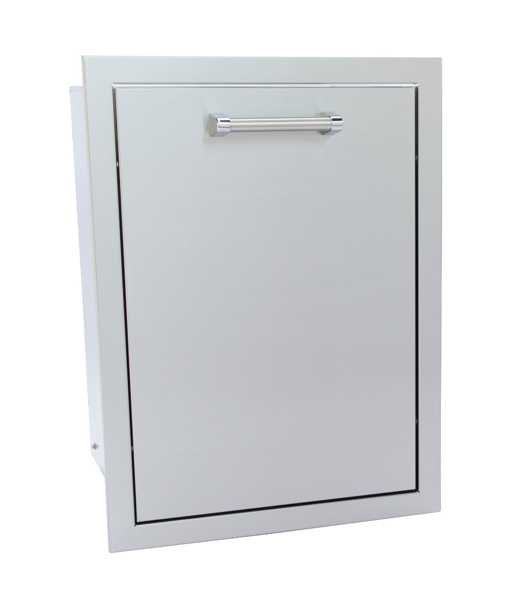 1 trash pullout closed